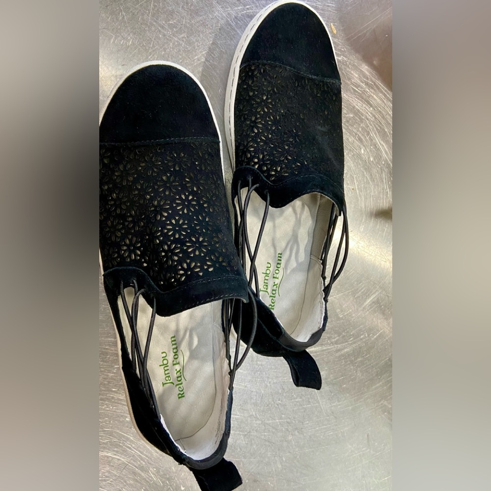 Jambu Erin Black Floral Cut-Out Slip-Ons